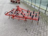 Triltand cultivator