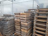 Gaasbakken en pallets 